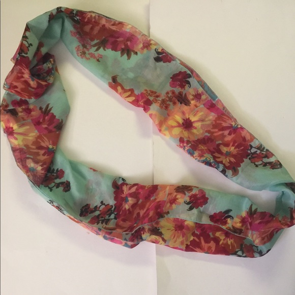 Colorful Infinity Scarf Flower design, Turquoise - Picture 3 of 5
